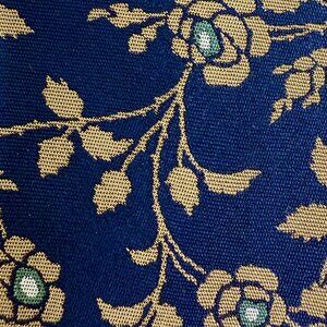 J.Crew Handmade skinny thin  Silk Tie – Navy Blue with Tan Floral Pattern